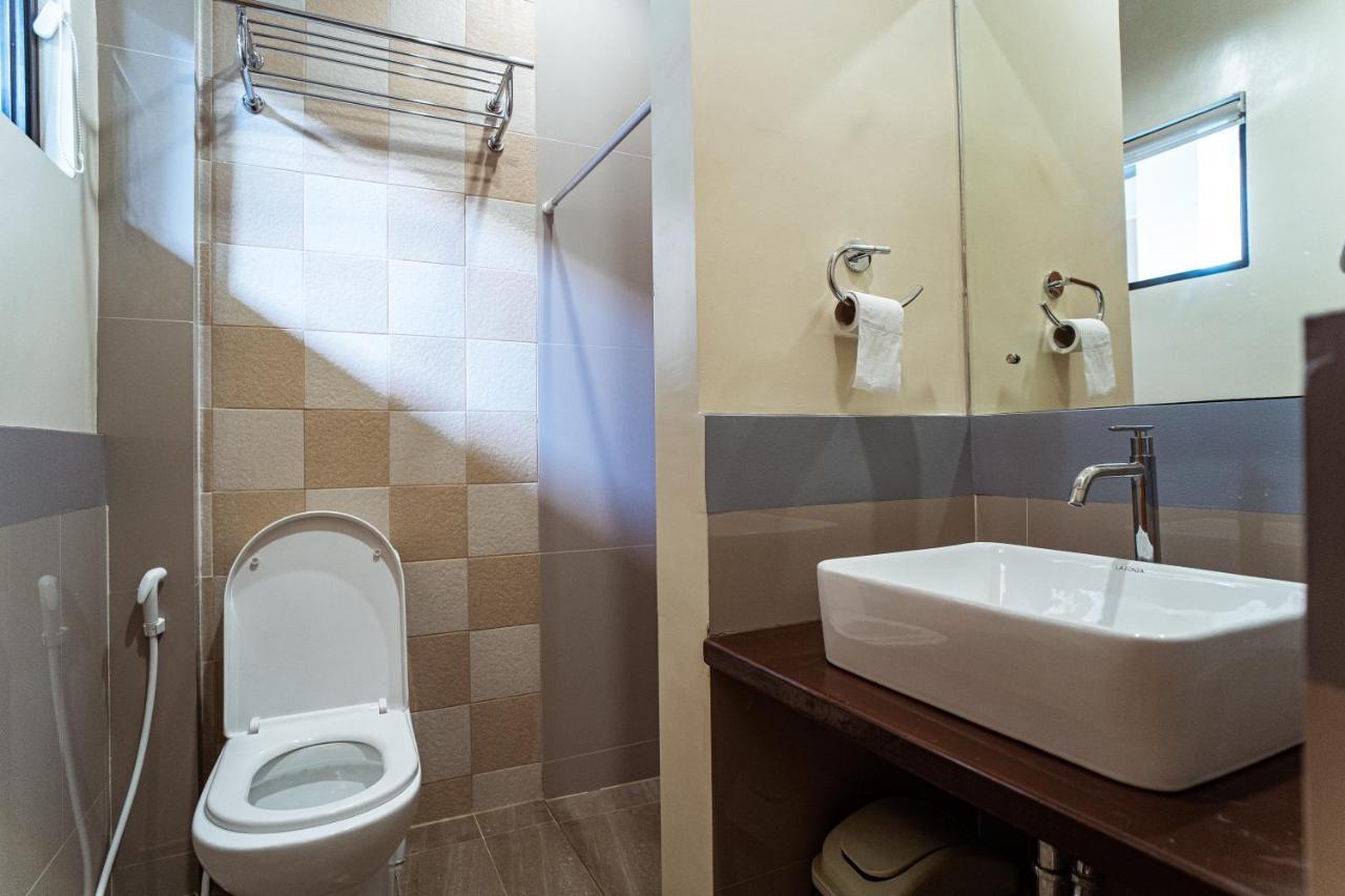 Marieli Suites Near Panglao International Airport Экстерьер фото