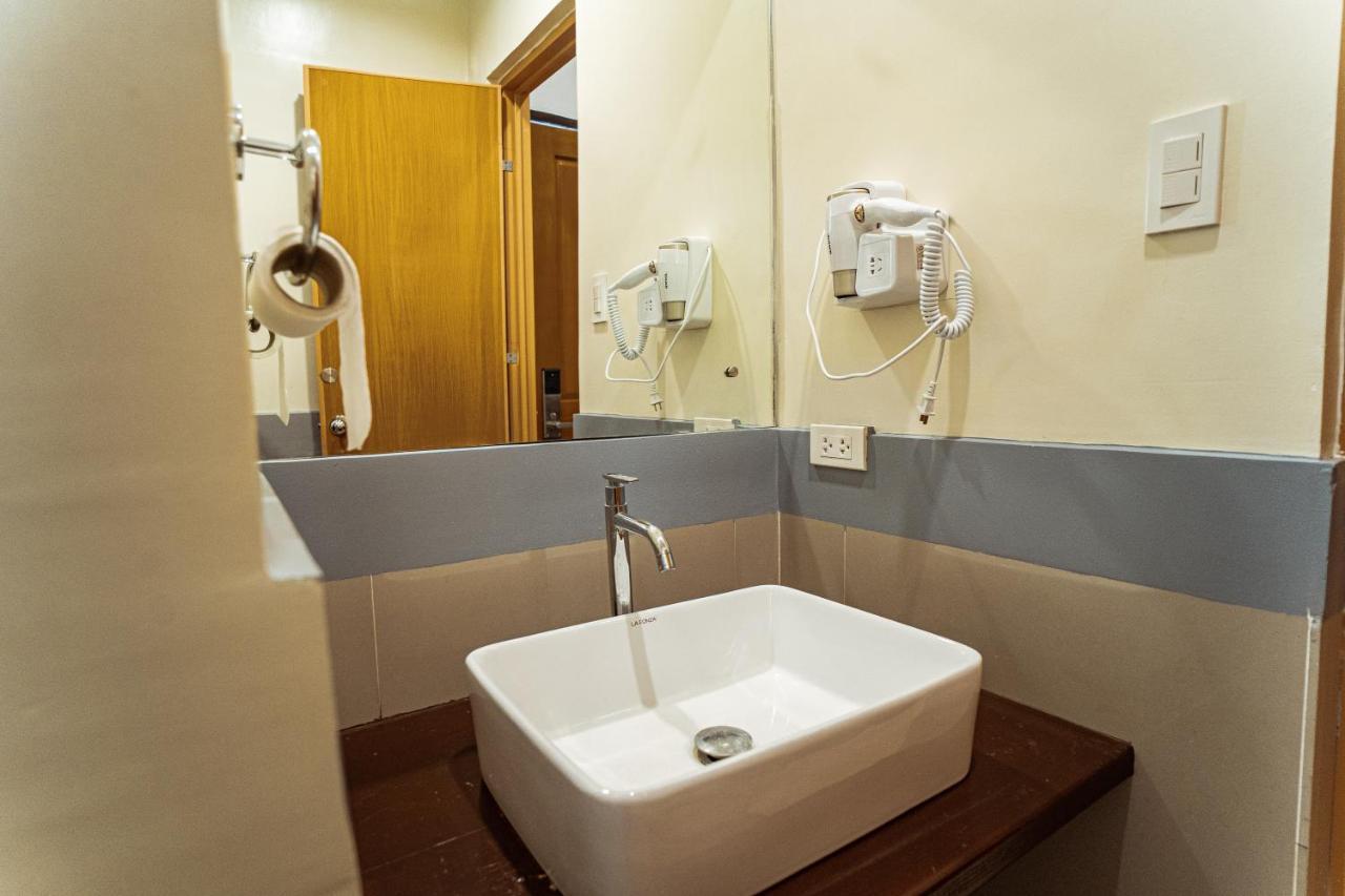 Marieli Suites Near Panglao International Airport Экстерьер фото