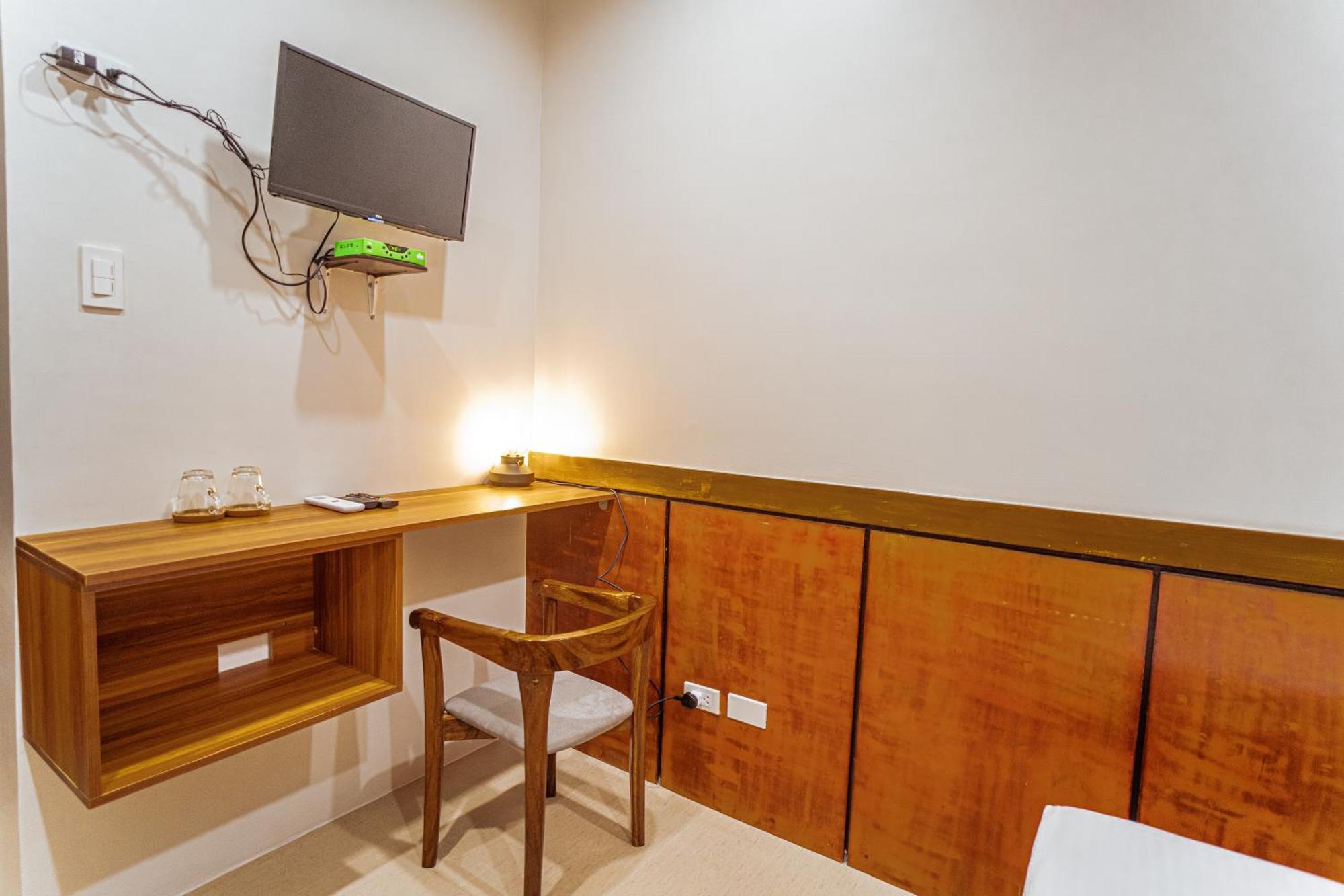 Marieli Suites Near Panglao International Airport Экстерьер фото